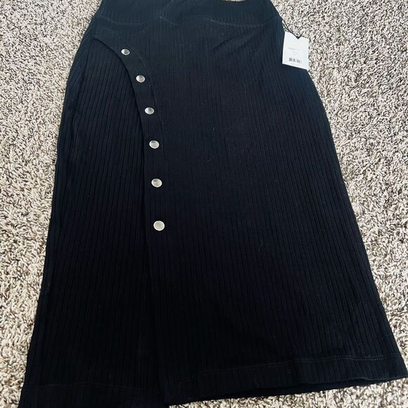 Bailey 44 Black Asymmetrical Ribbed Midi Skirt - Picture 2 of 4